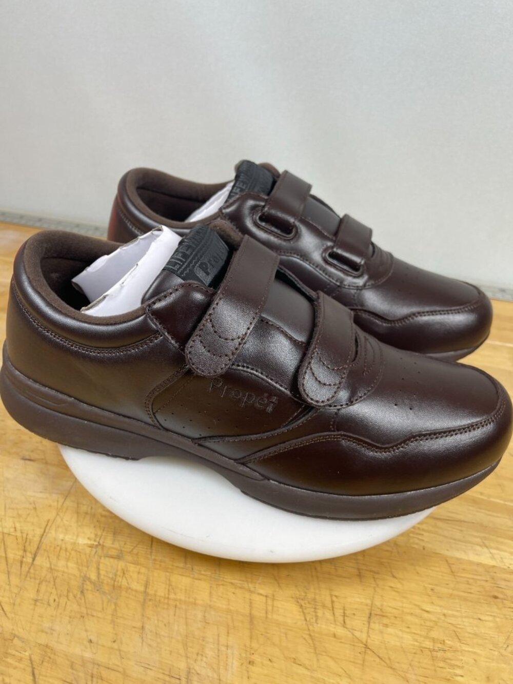 Propét LifeWalker Strap Shoes Mens 11 Wide Brown Leather Comfort